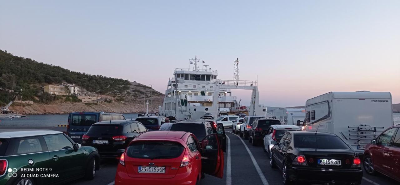 Apartman Mira I Denis Supetarska Draga Εξωτερικό φωτογραφία